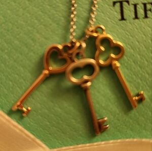 Tiffany & Co. Gold Key Pendant (RARE) Neacklace